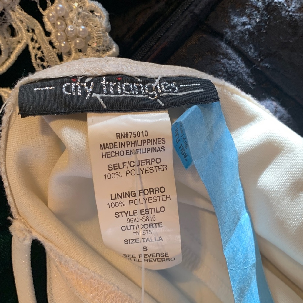 City Triangles Cream Gold Prom Dress - Picture 14 of 14